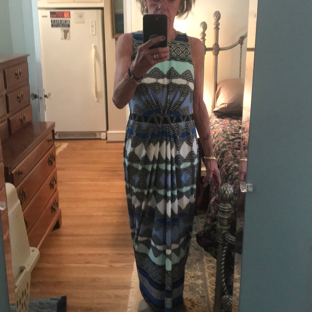 🤍💙💚Donna Morgan 8 Sleeveless Maxi Dress
